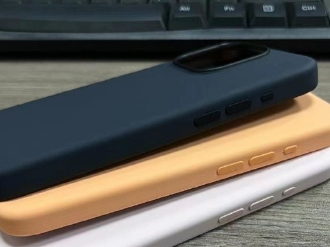 武鸣苹果14维修站分享iPhone14手机壳能直接给iPhone15用吗?